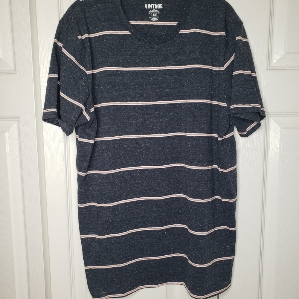 NWOT Old Navy Vintage crewneck striped tshirt size L.